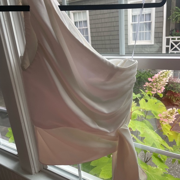 Amanda uprichard white one shoulder top - Picture 2 of 3